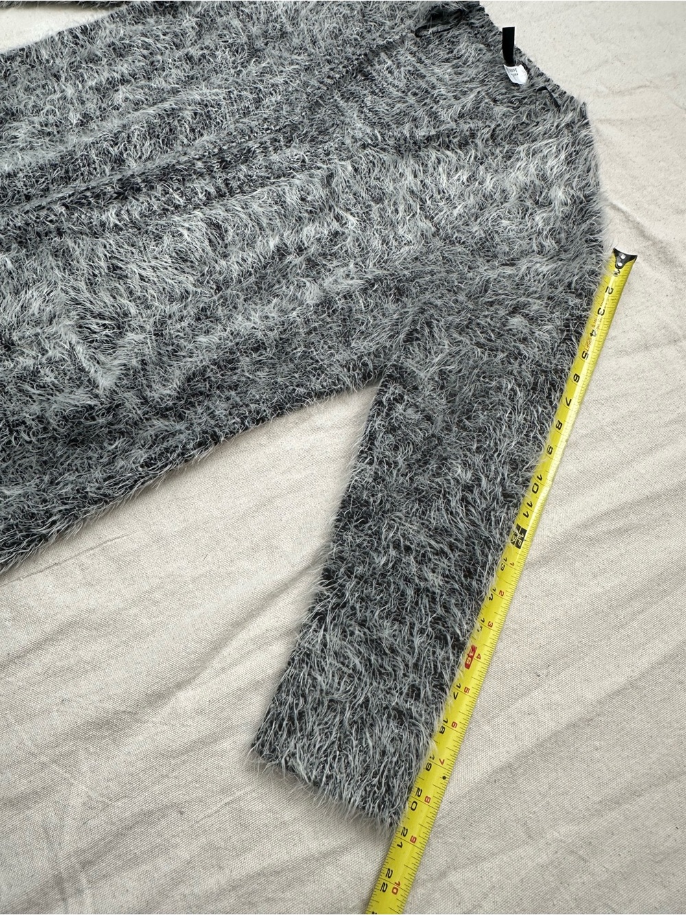H&M DIVIDED Fuzzy Eyelash Knit Open Front Cardigan Gray/Black Size M Duster - Picture 8 of 10